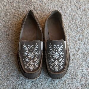 Ariat Brown Flats with White Embroidery